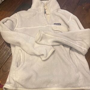 Patagonia pull over